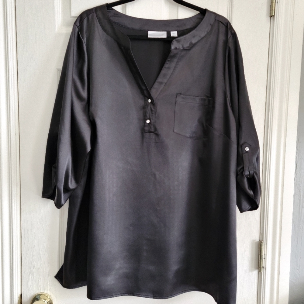 NWOT Avenue Dress Blouse 22/24w